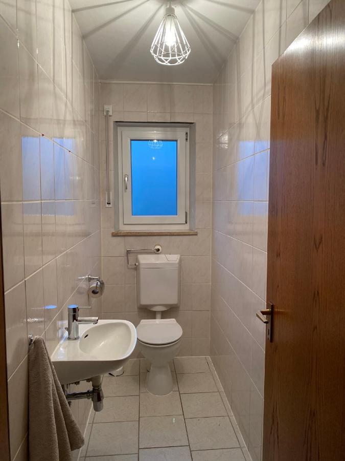 Ferienwohnung Hersbruck Wlan Free Parking Modern Zentral Und Natur Exterior foto